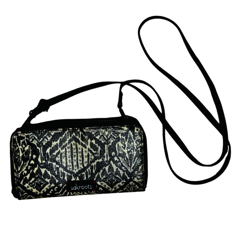 The Sak Sakroots Artists Black Tan Wallet Smartphone Crossbody Bag - Picture 1 of 11